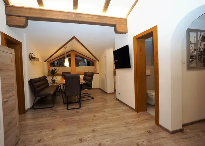 Lisa Apartment